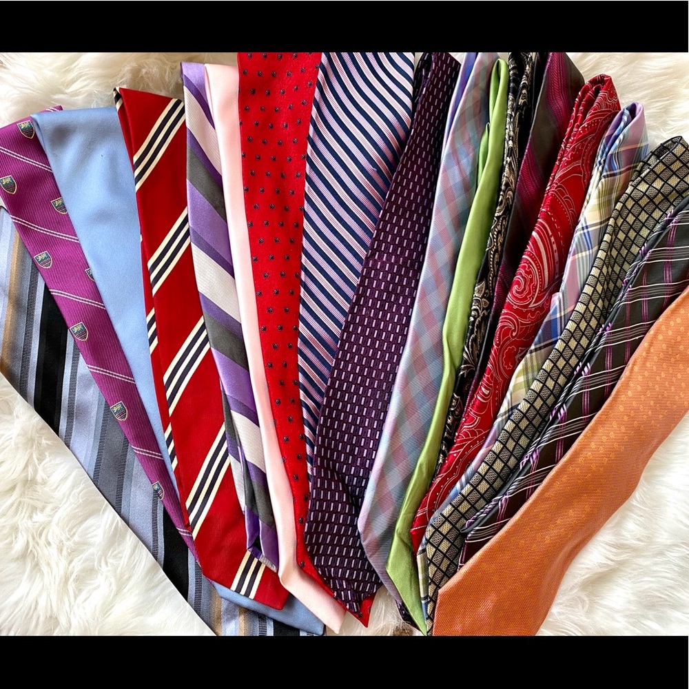 *3/$20* Bundle of 18 Ties